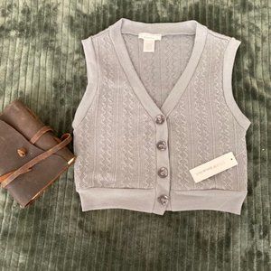 Urban Romantics Sweater Vest in Gray Size Small
